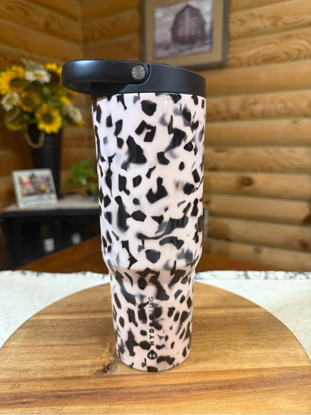 BLONDE TORTOISE HydroJug 32oz Sport Water Bottle • Rylee Arnold Collaboration
